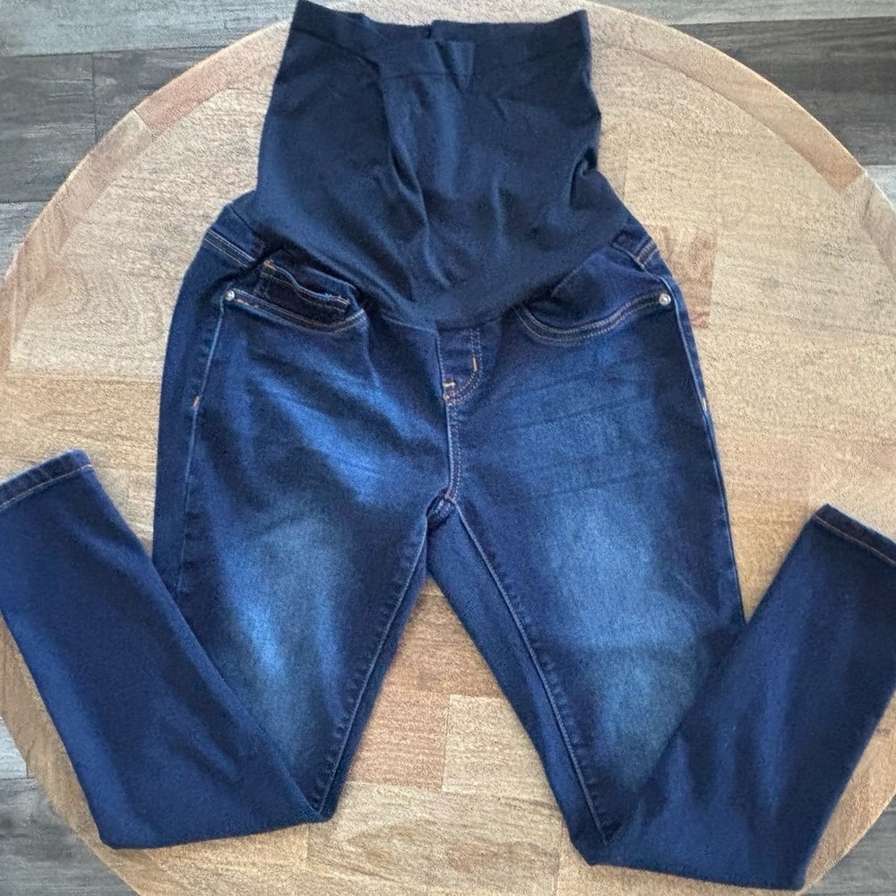 Bella Vida Maternity Skinny dark Wash Jeans size Small